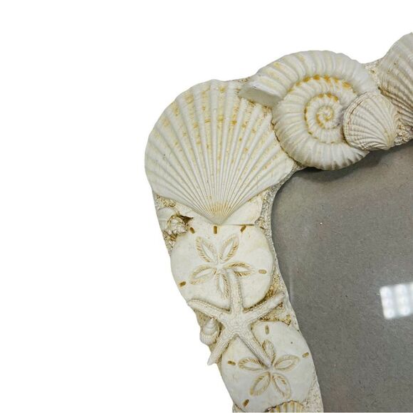 Fetco Lillian Seashell 5"x7" Photo Frame - Picture 5 of 11